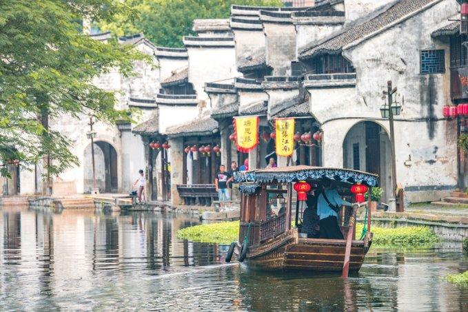 这个急性咽喉炎警报务必去医院